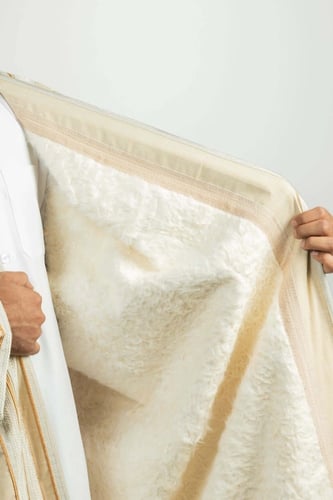 فروه رجالية طفيلي ذهبي رويال