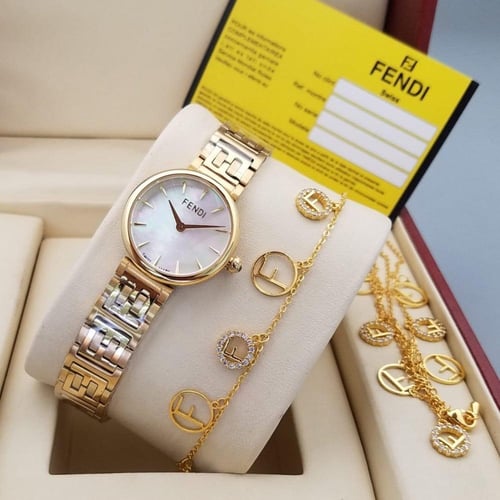 طقم فندي نسائي