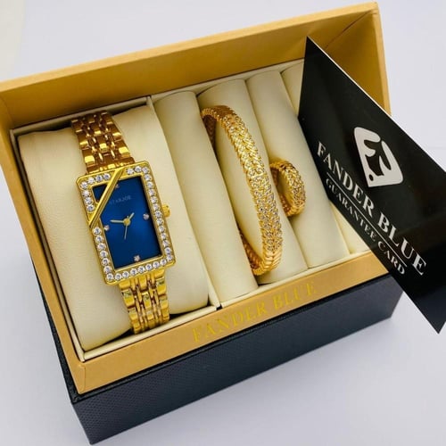 طقم نسائي ماركة فندر بلو 01