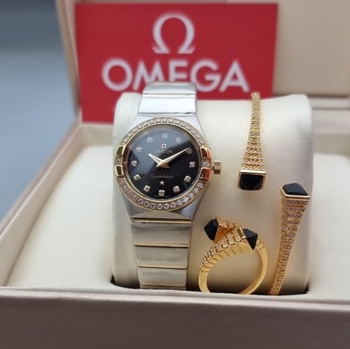 طقم أوميغاء نسائي