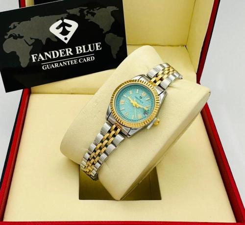 ساعة نسائية ماركة فندربلو