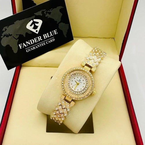 ساعة ماركة فندربلو بتصميم جذاب