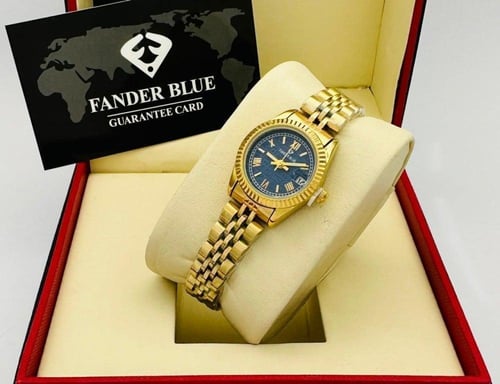 ساعة نسائية ماركة فندربلو