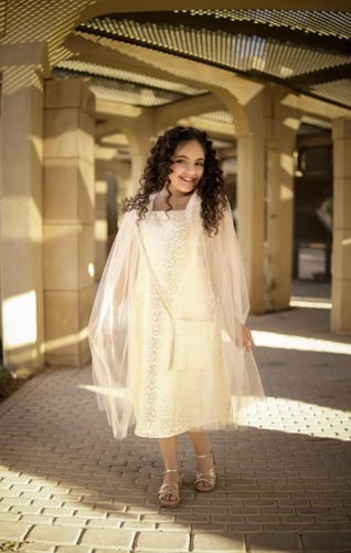 فستان و شنطه قرقيعان مطرز باحرف عربيه