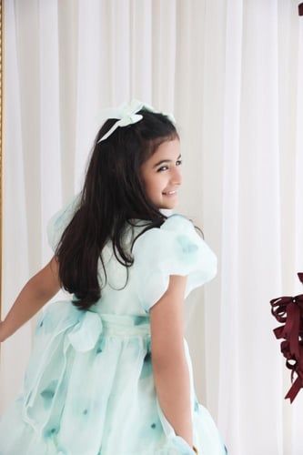 فستان جازار تفاحي فاتح بورود