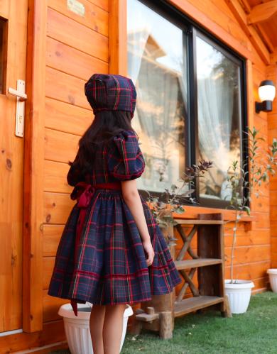 فستان كاروهات بحزام و أطراف مخمل