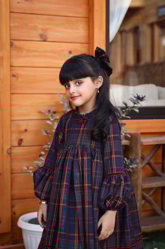 فستان كاروهات باطراف مخمل