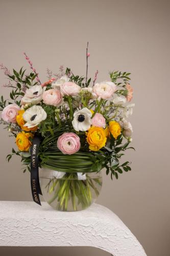 أناقة الطبيعة - Elegance of nature Vase