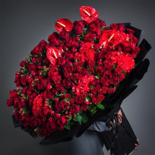 باقة العشق الأبدي | Eternal Love Bouquet