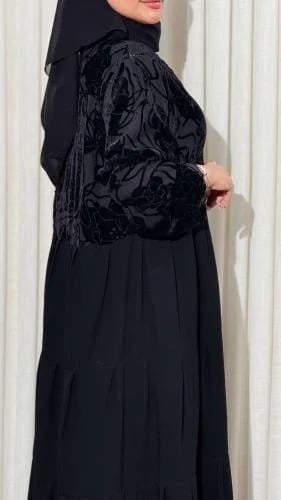Women's black winter velvet broken elegant abaya
