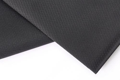 قماش شتوي اسود منقط لامع - 17-6