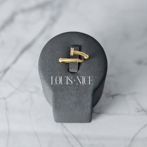 خاتم زركون ذهبي