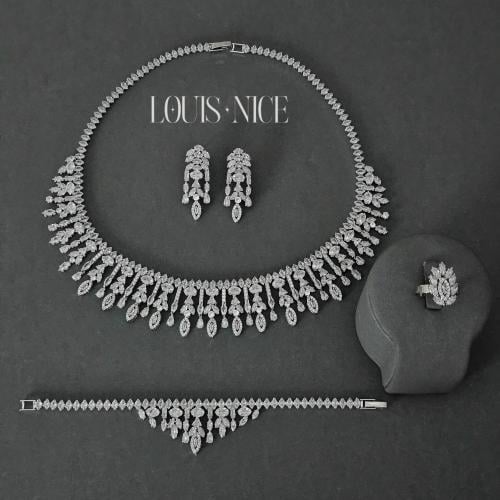 طقم زركون فضي