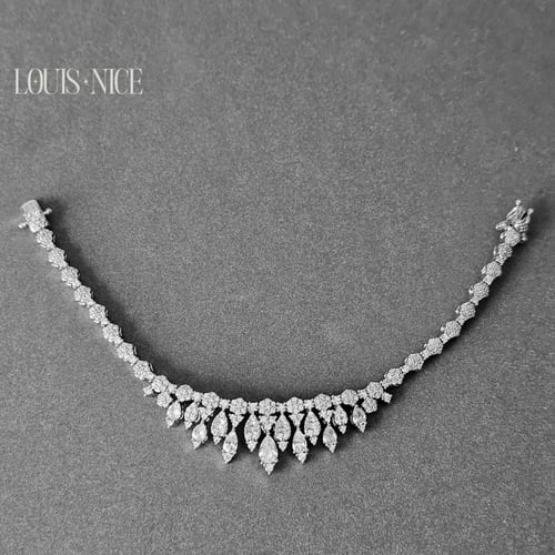 طقم زركون فضي كلاسيكي ناعم