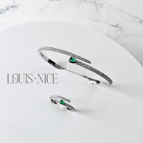 اسوارة مع خاتم زركون