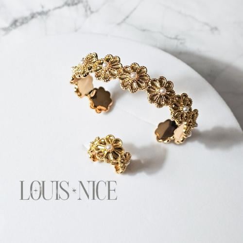 اسوارة مع خاتم زركون ذهبي