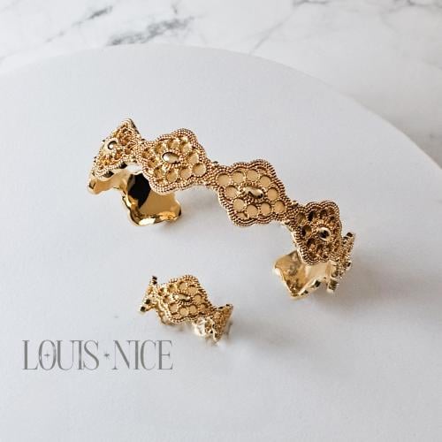 اسوارة مع خاتم زركون ذهبي