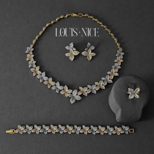 طقم زركون بدقة الألماس