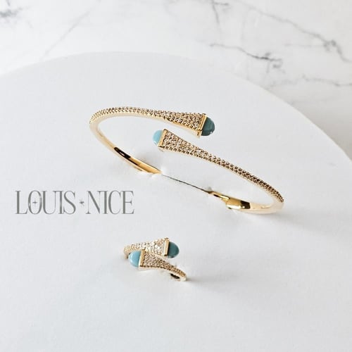 اسوارة مع خاتم زركون