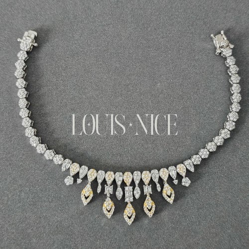 طقم زركون باللون الفضي والذهبي بدقة الالماس