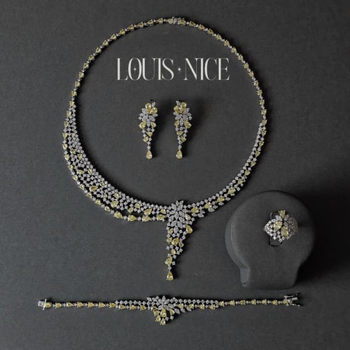 طقم زركون بدقة الألماس