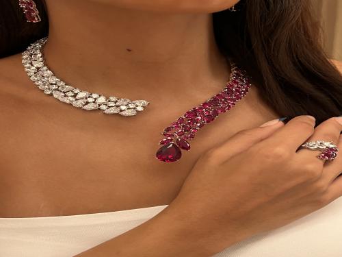 طقم زركون فضي متعدد الالوان بدقة الألماس