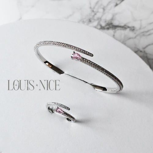 اسوارة مع خاتم زركون