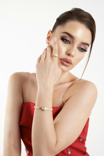 اسوارة مع خاتم زركون ذهبي