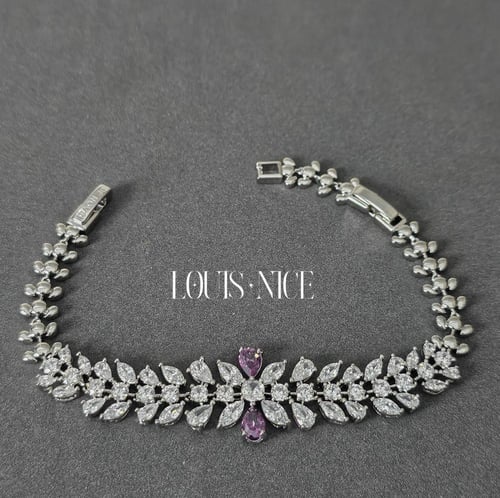 طقم زركون باللون الفضي والبنفسجي