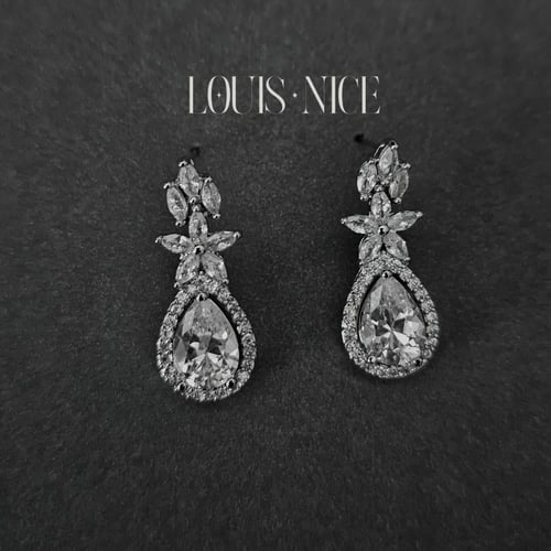 طقم زركون فضي