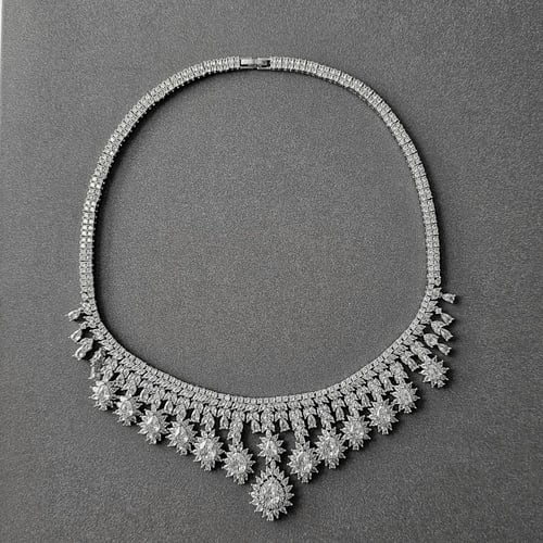 طقم زركون فضي