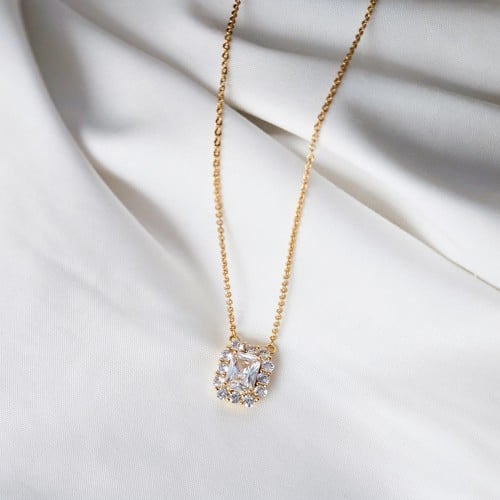 سلسال زركون ذهبي