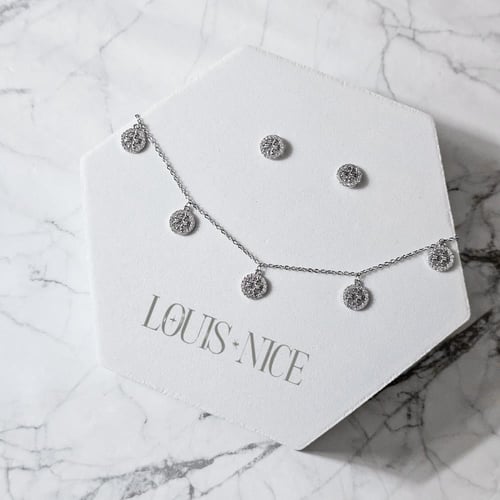 سلسال زركون مع الحلق