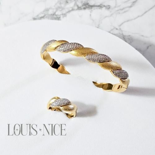 اسوارة مع خاتم زركون