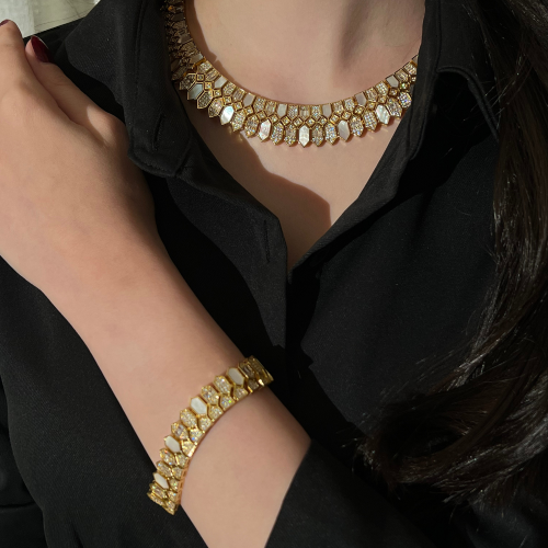 طقم زركون فاخر بدقة الألماس