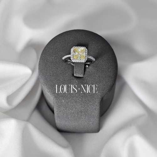 خاتم زركون متعدد الالوان