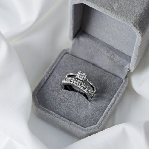 خاتم زركون فضي