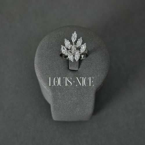 طقم زركون فضي