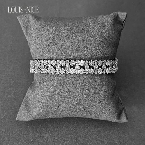 طقم زركون فضي ملكي بأربع قطع