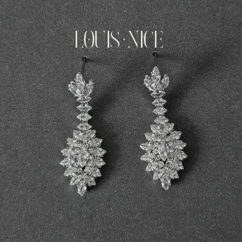 طقم زركون فضي