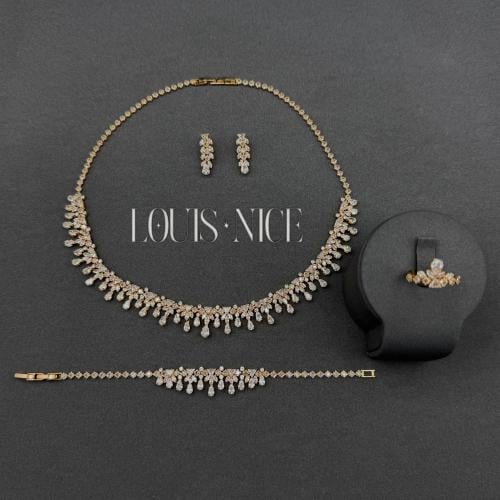 طقم زركون فضي