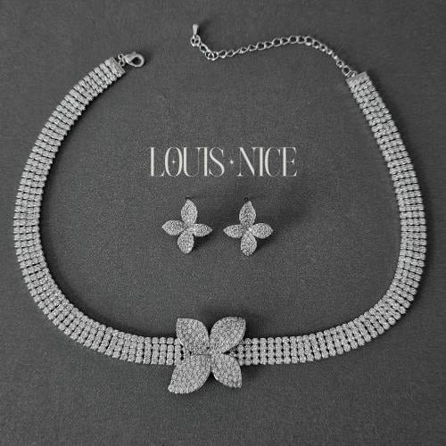 شوكر زركون فضي مع الحلق