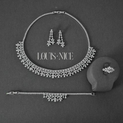 طقم زركون فضي