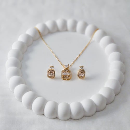 سلسال زركون ذهبي مع الحلق