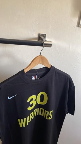 تيشرت اسود 30