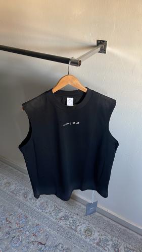 تيشرت كت اسود بكتابات-00