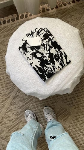 قميص - مشجر ابيض اسود