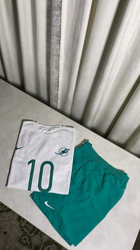 طقم نايكي 10