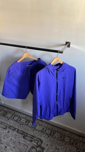 طقم نايك برشوت موف