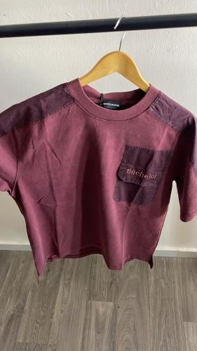 تيشرت عنابي اوفر سايز